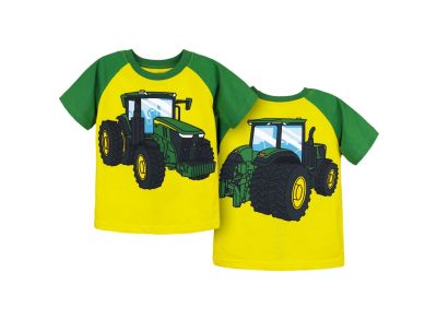 T-shirt med traktor set forfra og bagfra